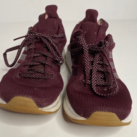 adidas questar burgundy